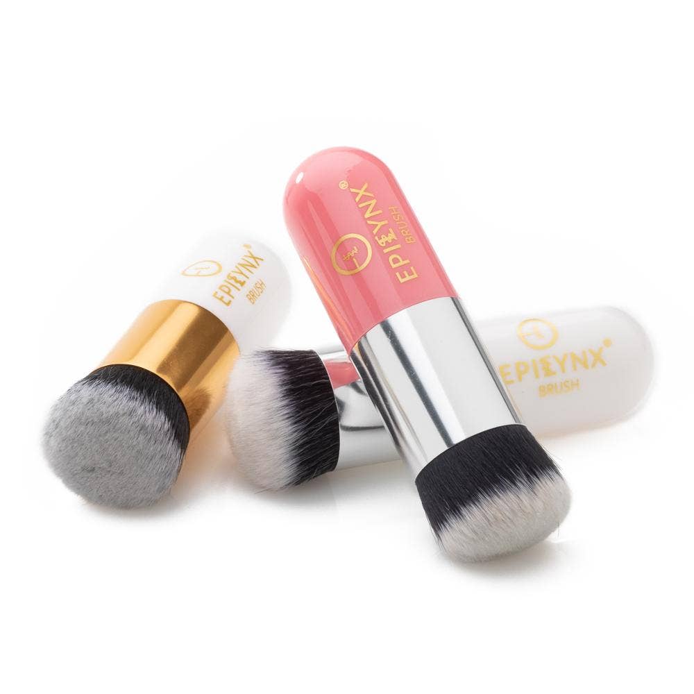 Perfect Vegan Makeup Brushes - Locks in Blush, Highlighter and Foundation
