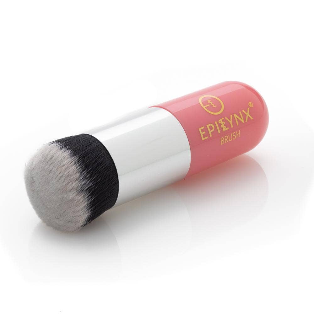 Perfect Vegan Makeup Brushes - Locks in Blush, Highlighter and Foundation