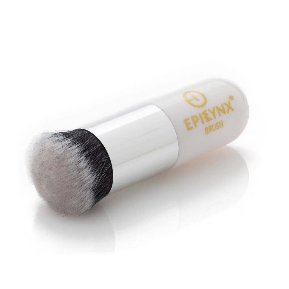 Perfect Vegan Makeup Brushes - Locks in Blush, Highlighter and Foundation